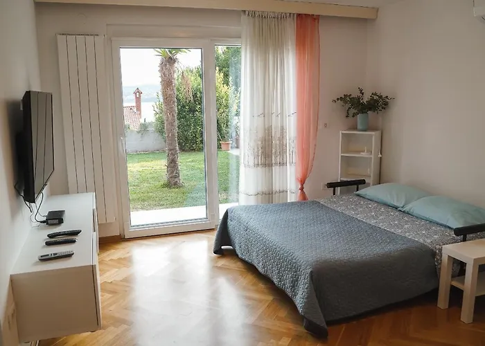 Garden View Apartments